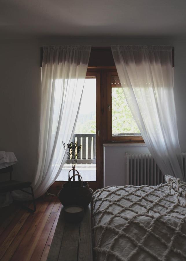 Kmetija Pecnik Apartment Prevalje Bagian luar foto